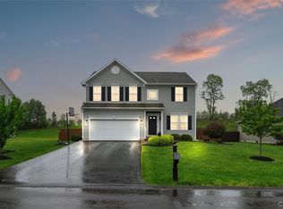 47 Waterfront Dr, Baldwinsville, NY 13027