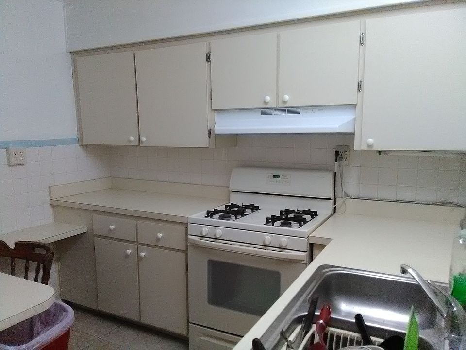 2nd image of 211 N New Jersey Ave