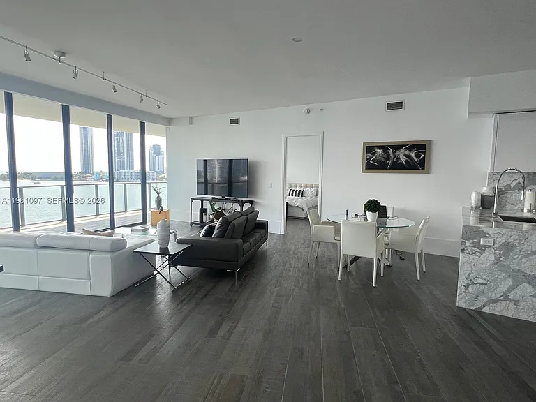 5500 Island Estates Dr #504 — Photo 14