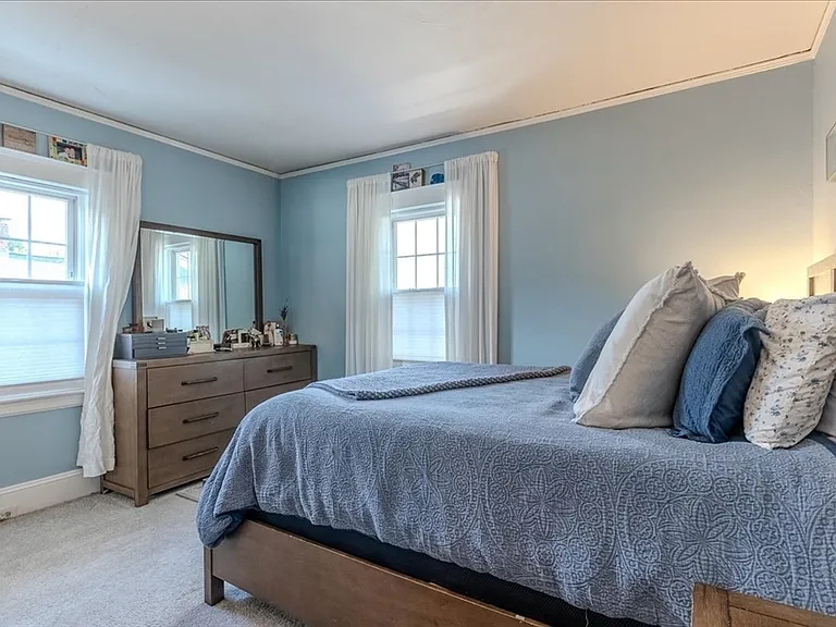135 Russett Rd #2 — Photo 14