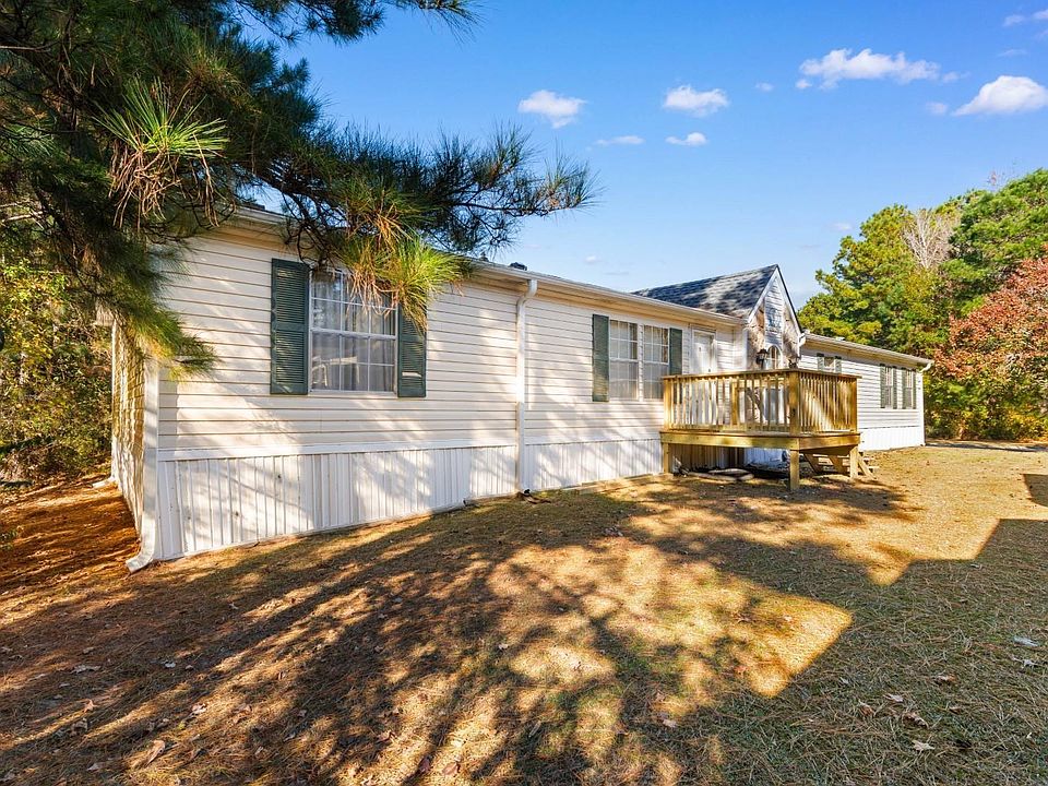 1st image of 8443 Knollwood Dr.