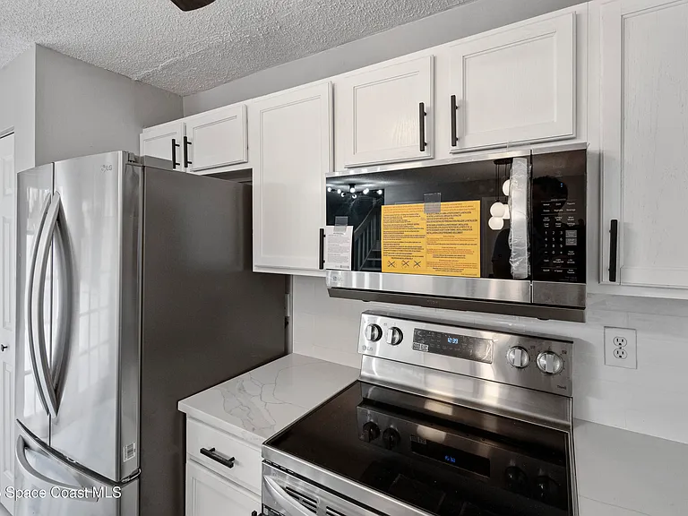 3263 Sand Ct — Photo 4