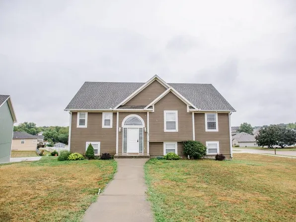 442 Redbud Ct, Warrensburg, MO 64093