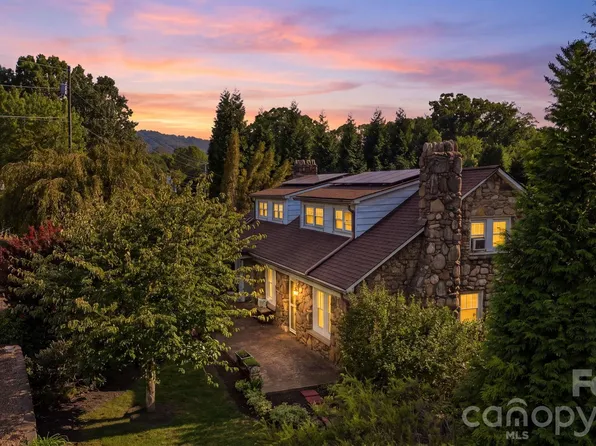 1686 Dutch Cove Rd, Canton, NC 28716
