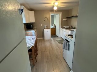 218 County Road B2 W #2, Saint Paul, MN 55113