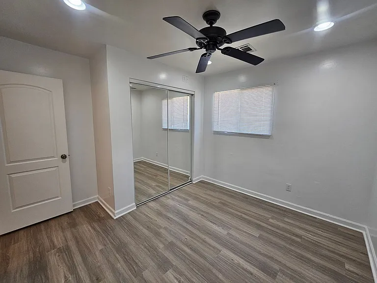 22nd Street Apartments 3015 — Photo 20