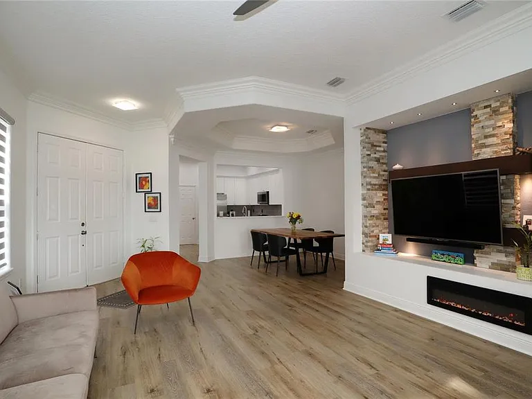 8248 Tivoli Dr — Photo 13
