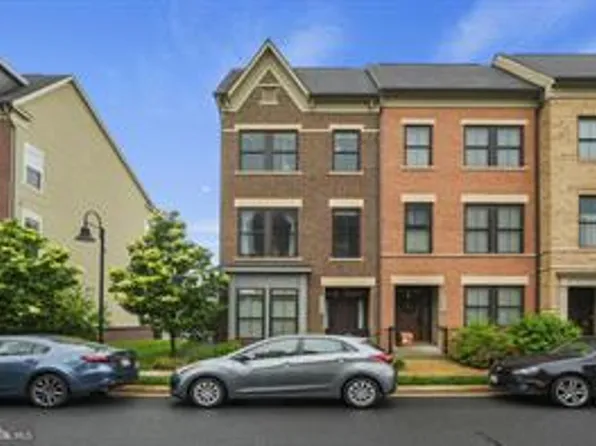 20405 Codman Dr, Ashburn, VA 20147