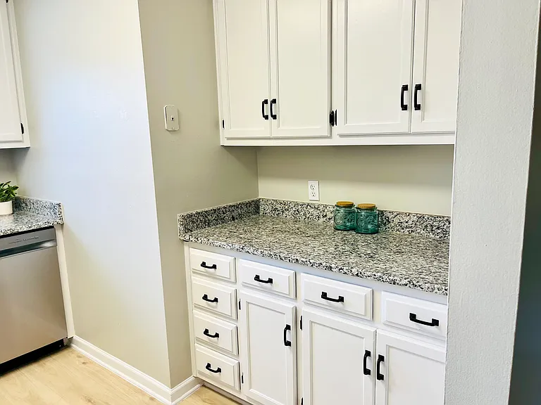 2201 Colony Dr SW #2201 — Photo 6