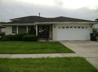 18044 Olympia Dr, Country Club Hills, IL