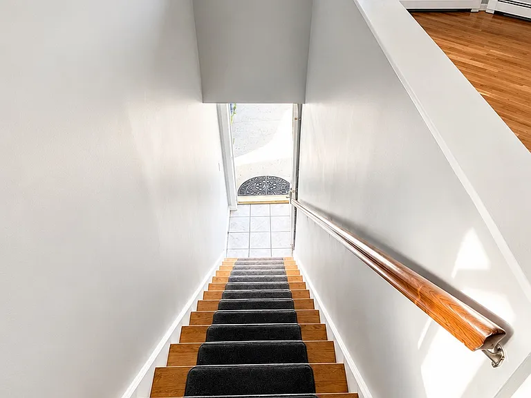 242 Prentiss Ave #2 — Photo 11