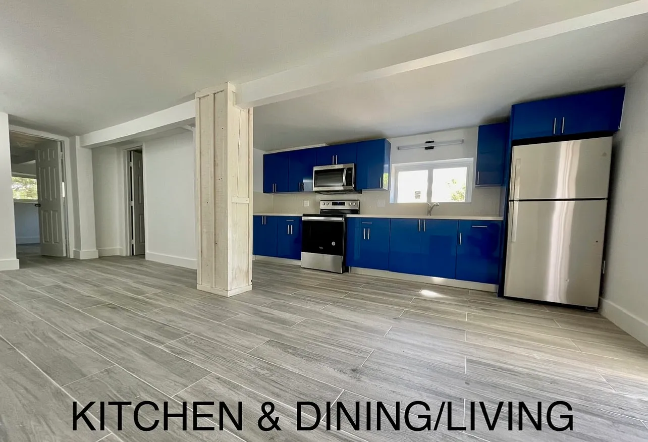 7 Sunset Road, Unit 2 — Photo 2
