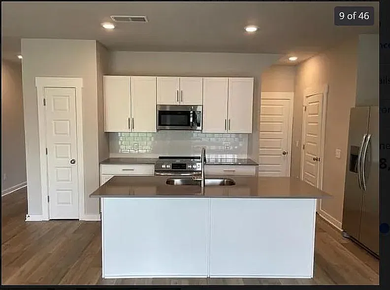 3 bed, 1774 sqft, $1,845 — Photo 3