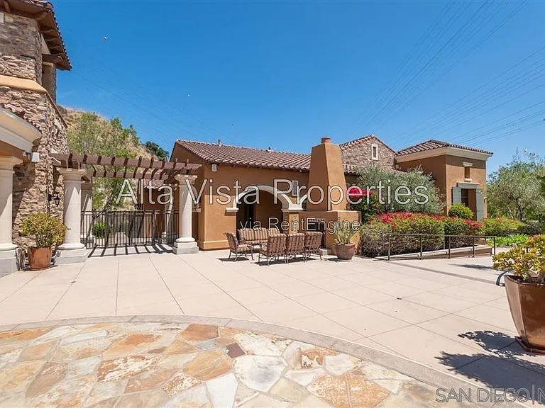 2785 Matera Ln — Photo 23