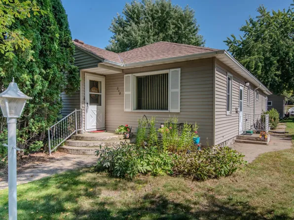 310 8th St NE, Little Falls, MN 56345