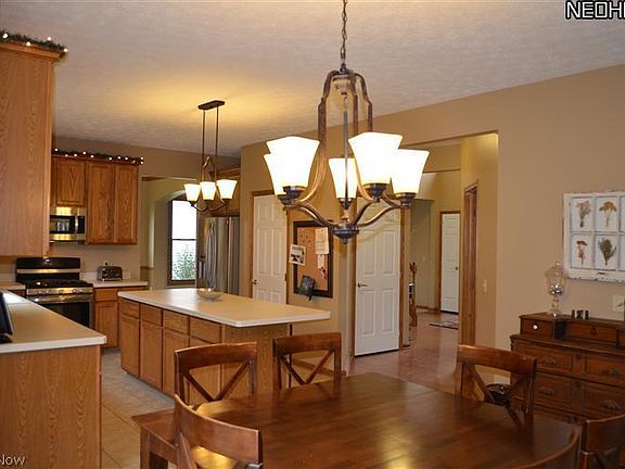 3rd image of 20385 Colleen Ct