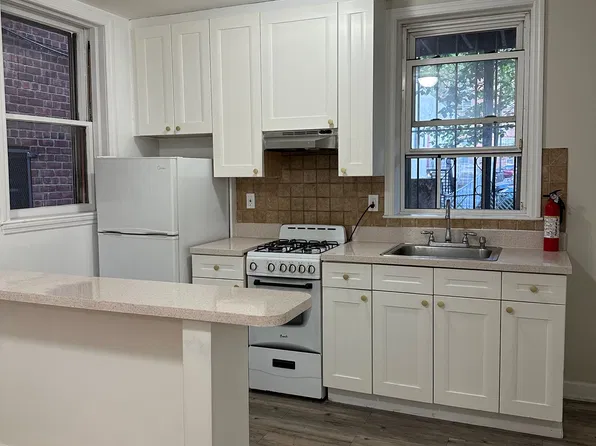 3121 Corlear Avenue image 1 of 6