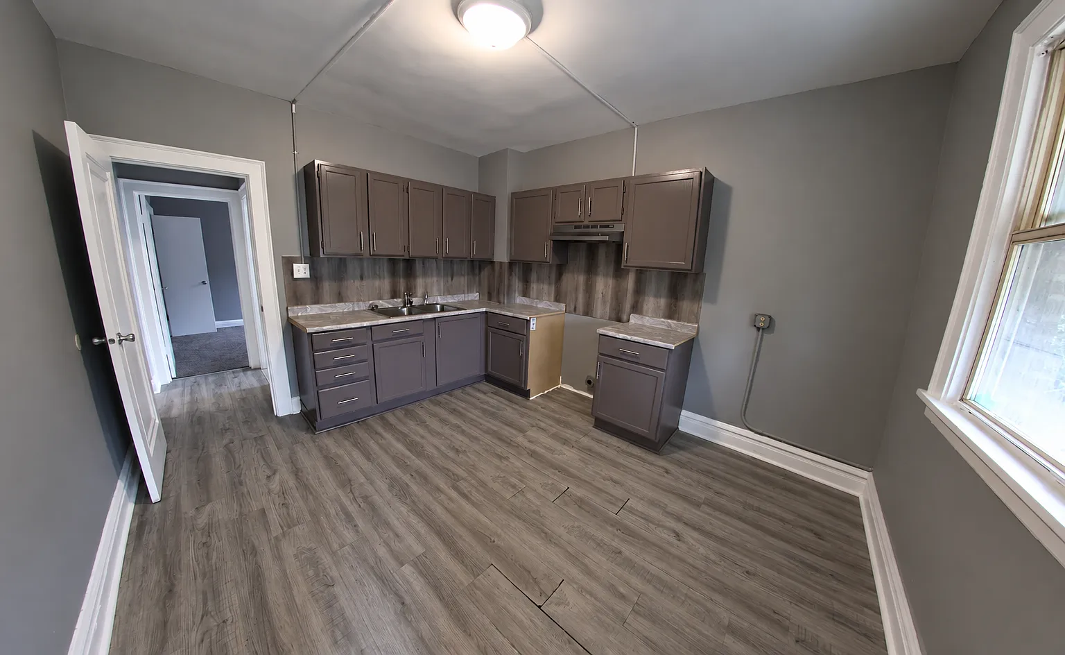 1 bed, 800 sqft, $1,000 — Photo 4