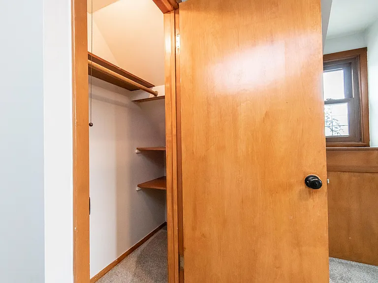 3500 S Clement Ave — Photo 19