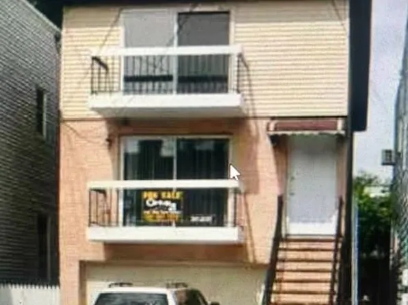 95 Sanford Place image 1 of 12
