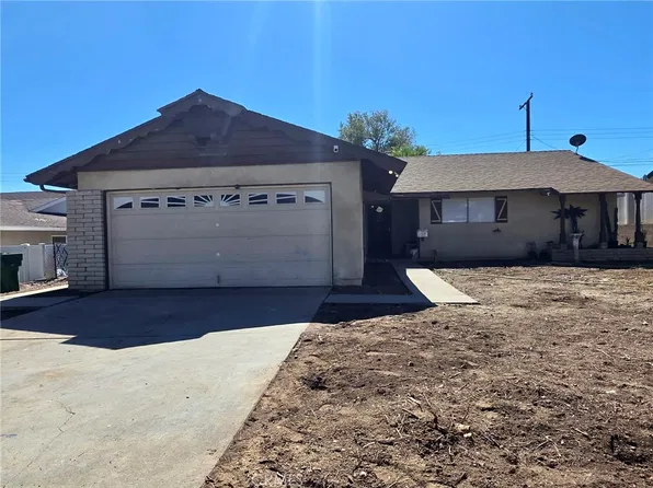 992 W Hoffer St, Banning, CA 92220