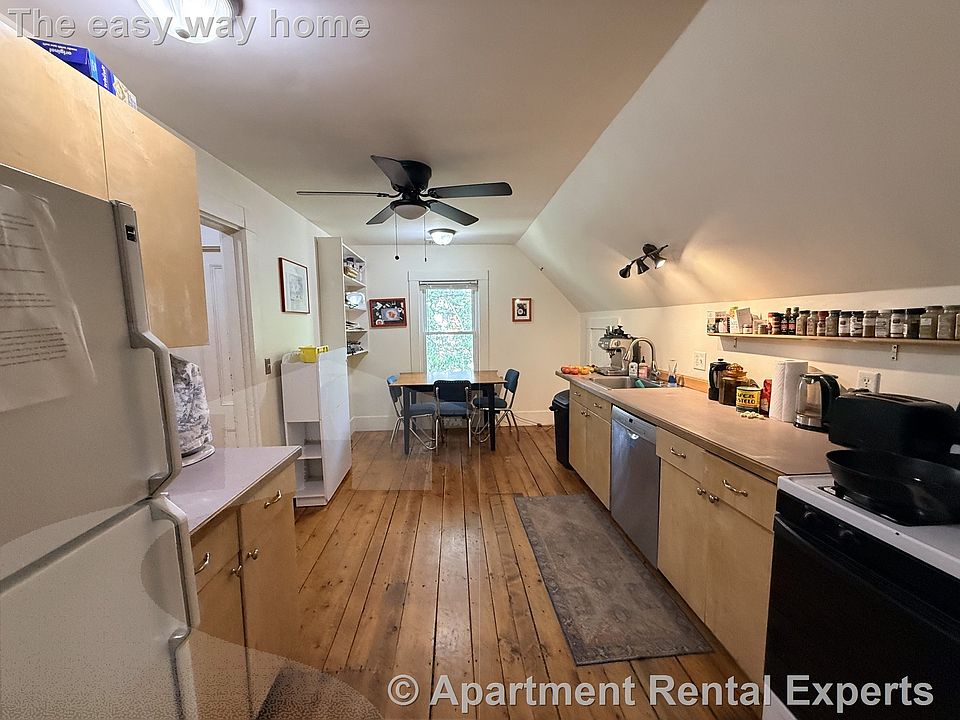 1st image of 15 Knapp St Unit 2