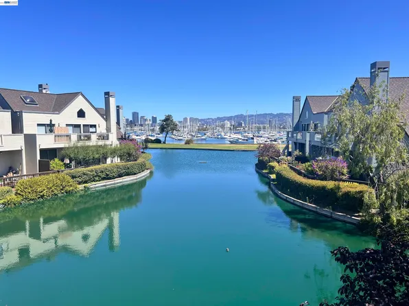 987 Independence Dr, Alameda, CA 94501