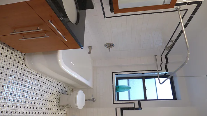 Rented by Metropolitan Equities | media 29