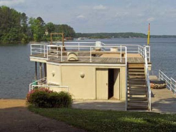 4th image of 48 Port Cir