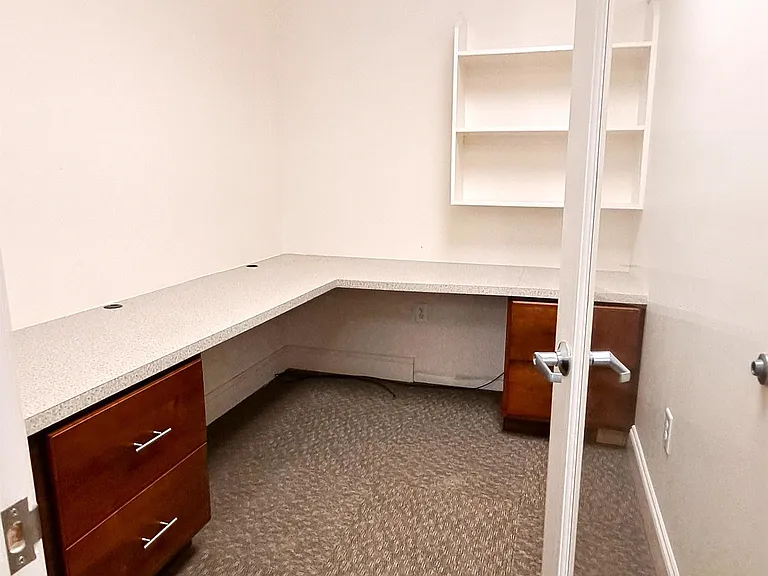 5039 Executive Dr #200 — Photo 6