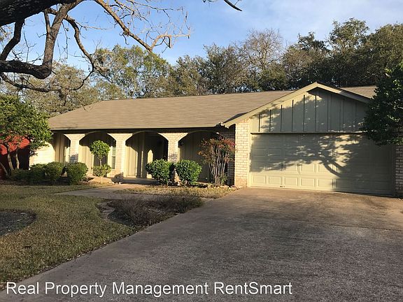 2nd image of 11819 Highland Oaks Trl