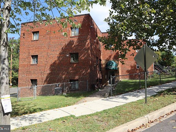 2nd image of 400 Xenia St SE APT 2