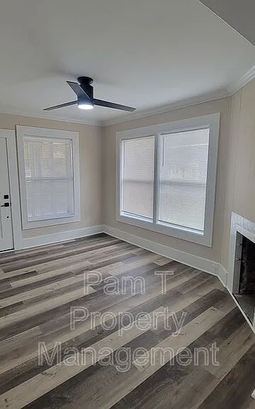 16 Helmken St — Photo 15