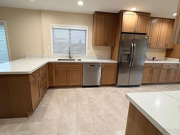 2nd image of 8626 W Greenbrian Dr