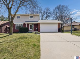 7811 Stockwell St, Lincoln, NE 68506