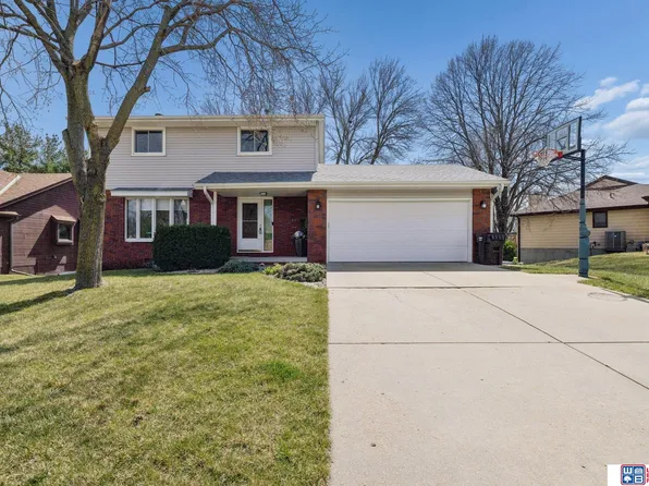 7811 Stockwell St, Lincoln, NE 68506