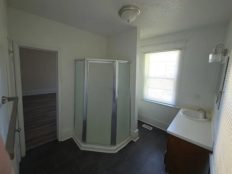 260 Green St — Photo 12