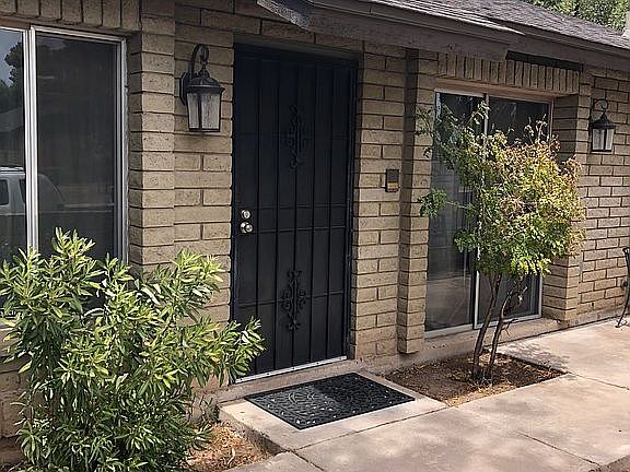 Front entrance 