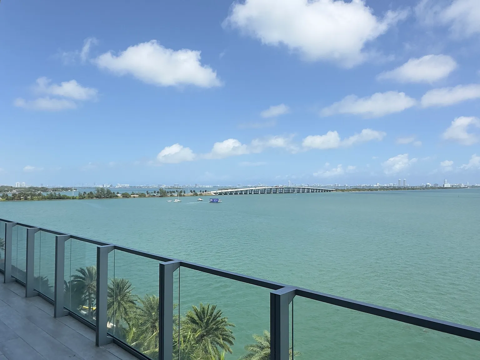 2 bed, 112 sqft, $5,300 — Photo 3