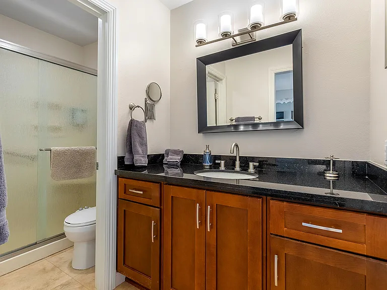 600 E Oceanfront #3A — Photo 14