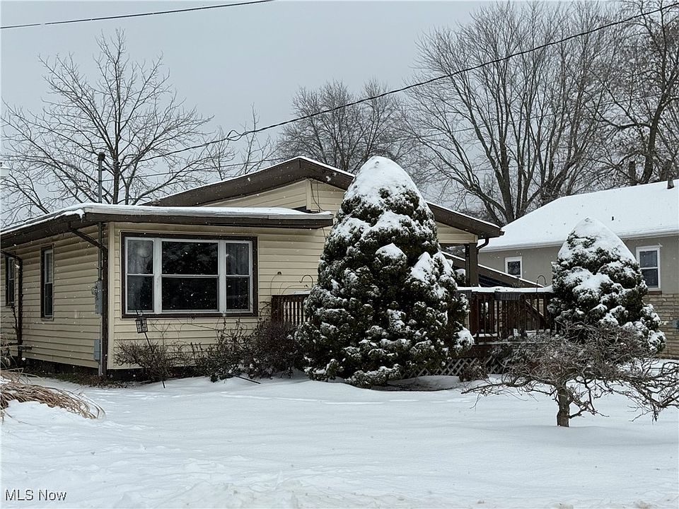 1st image of 921 17th St