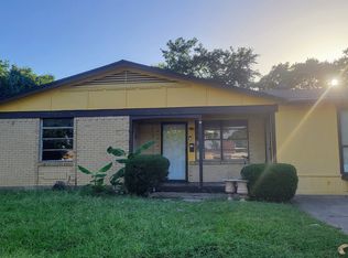 119 Palm Oak Dr, Dallas, TX 75217