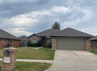1418 Spoonwood Rd, Norman, OK 73071