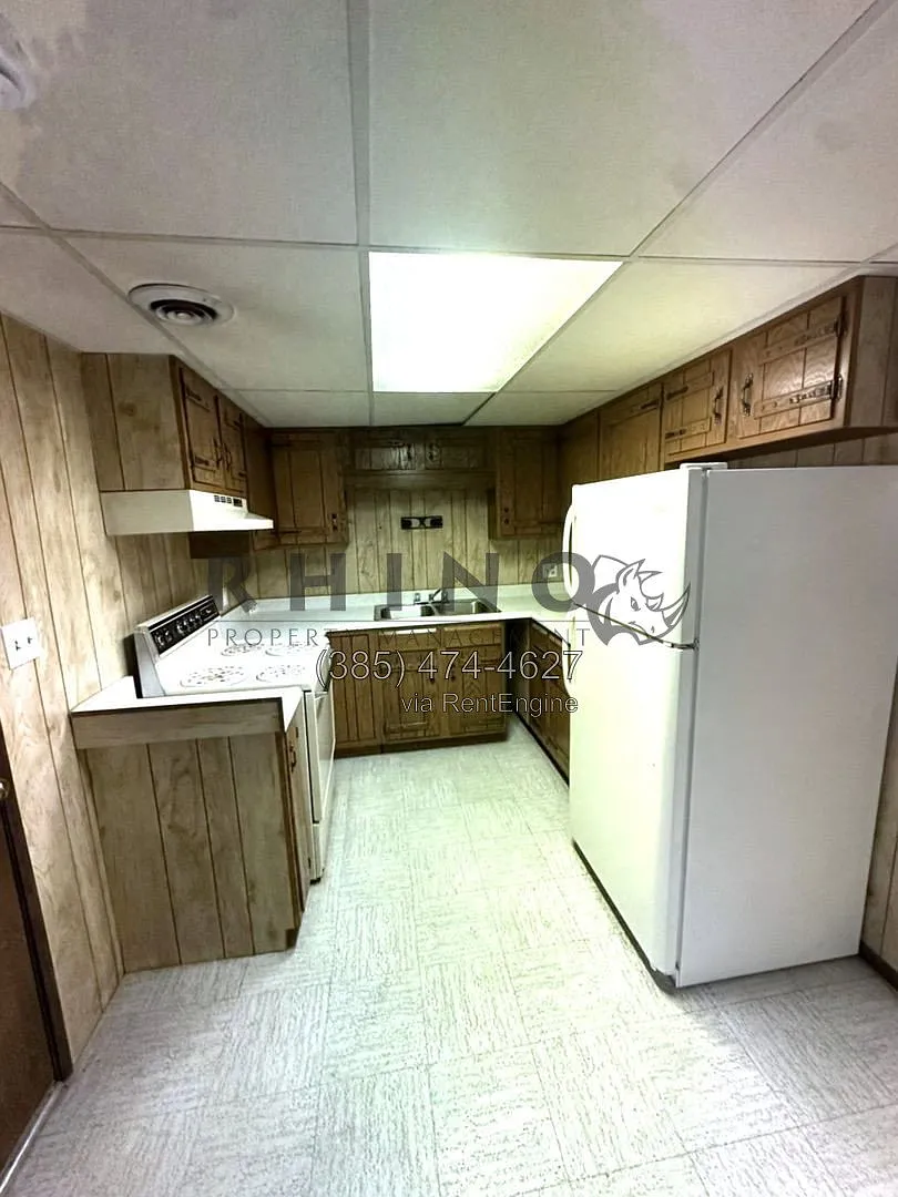 2 bed, 1.0 bath, 1169 sqft, $1,185 — Photo 2