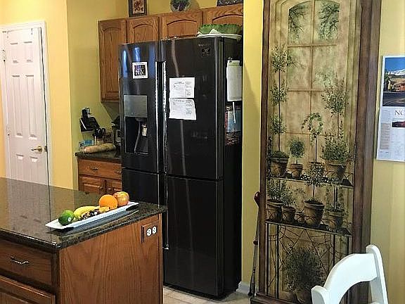 New 4-door refrigerator