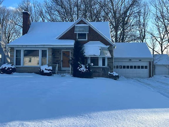 2nd image of 22270 Hadden Rd