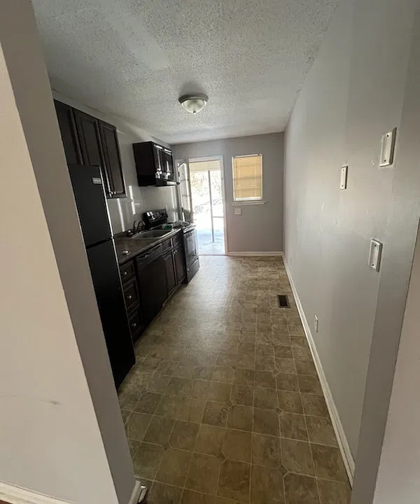 6 Trenton St #5