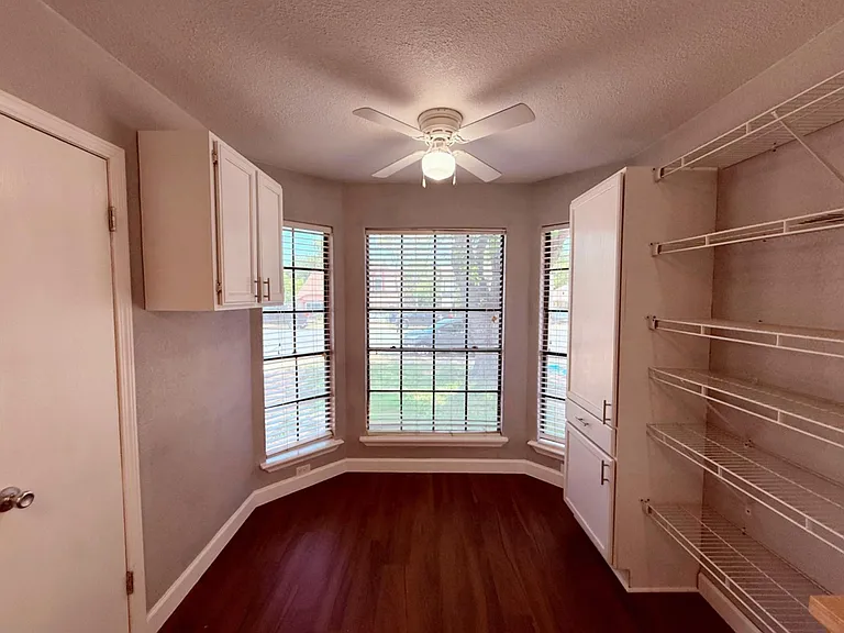 12314 Thompkins Dr — Photo 10