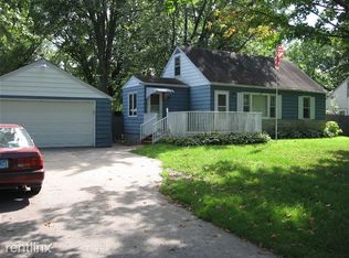 2194 Bronson Dr, Mounds View, MN 55112