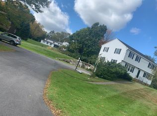 10 Sanderson Rd #10, Greenland, NH 03840